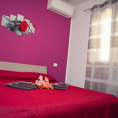 Bed and Breakfast La Trinacria Terrasini Exterior foto