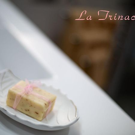 Bed and Breakfast La Trinacria Terrasini Exterior foto